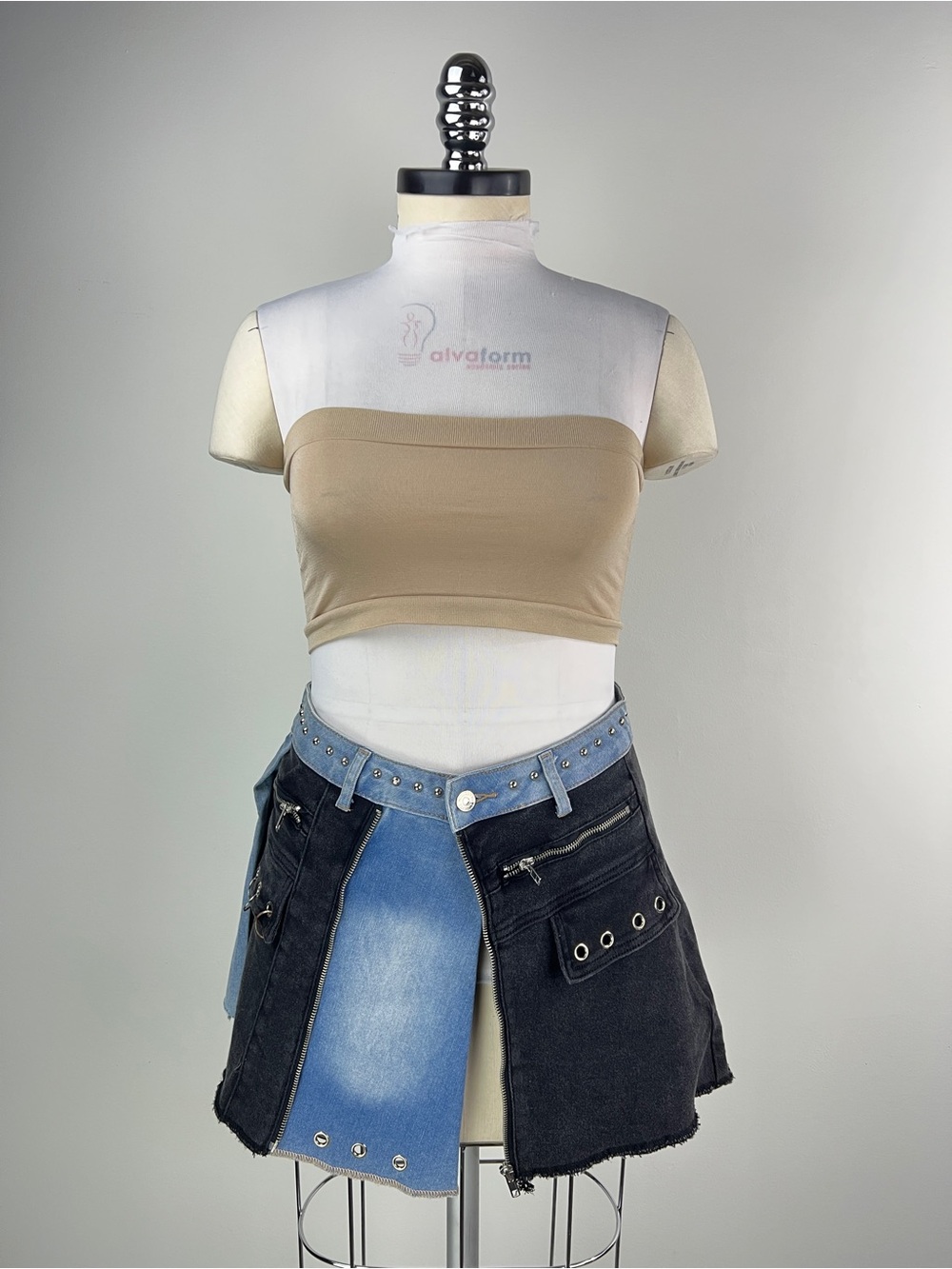 💚 3707. Two-Tone Studded Denim Layering Skirt Belt